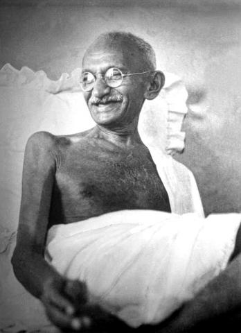 Gandhi’s geniale geweldloze inzicht in de economie
