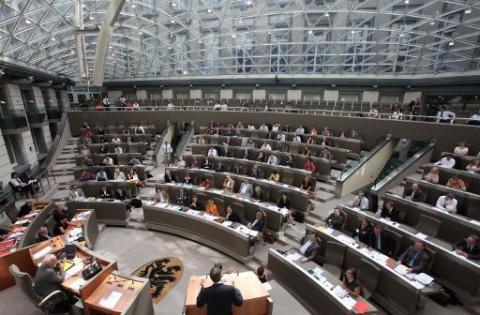 Discussie rond Kif Kif bereikt het Vlaams Parlement