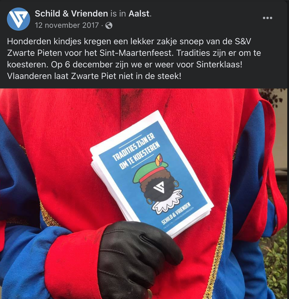 Afbeelding van de Zwarte Piet-actie van Schild en Vrienden, waarop onder meer een flyer staat met een afbeelding van Zwarte Piet, en een tekst over het belang van tradities.