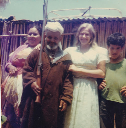 Nicole Boumaâza in ‘75 of ‘76, met mijn grootvader en familieleden in Marokko